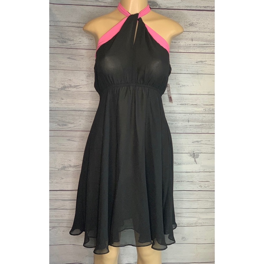 NWT Forever 21 Halter Keyhole Dress Sz M